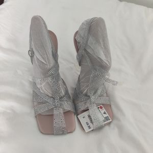 Zara clear rhinestone shoes size 40/9